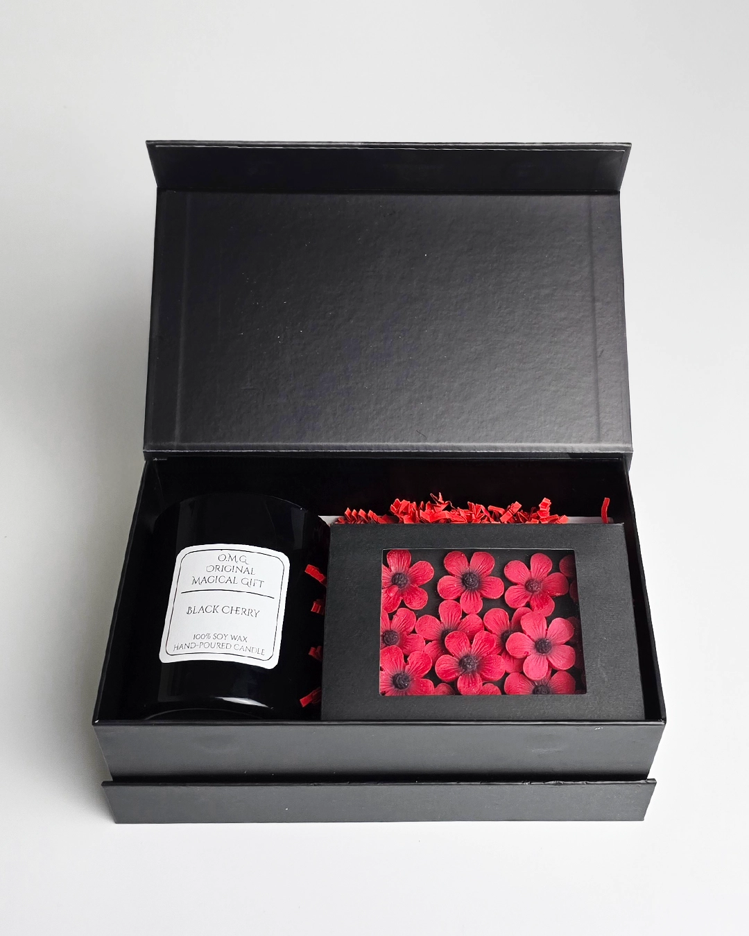 Gift Set Black Cherry Black Cherry With Flowers Gift Set - Soy Wax Vegan Candle - Image 1
